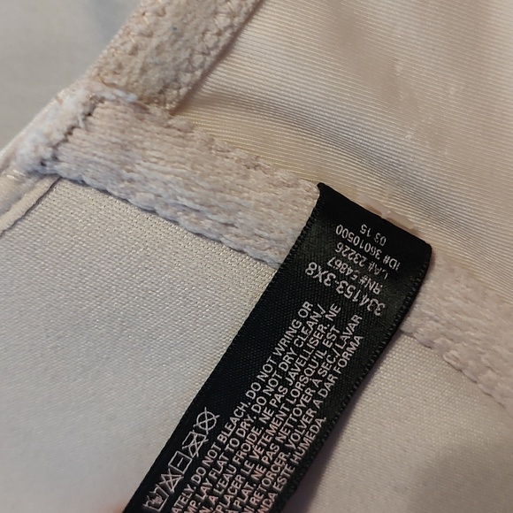 🧁 GUC Victoria's Secret Very Sexy Push Up Racerback Front Closure Bra, 32DD - Picture 10 of 10